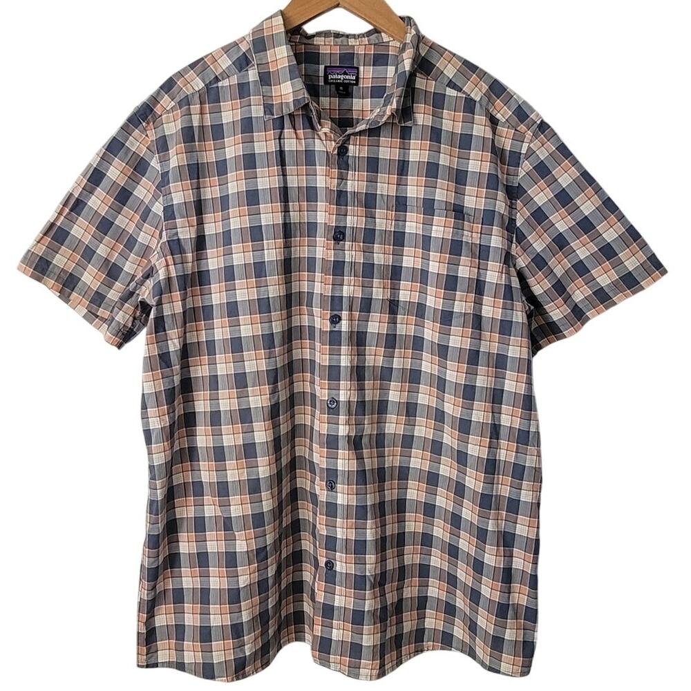 Patagonia- Plaid short sleeve button up shirt- size XL